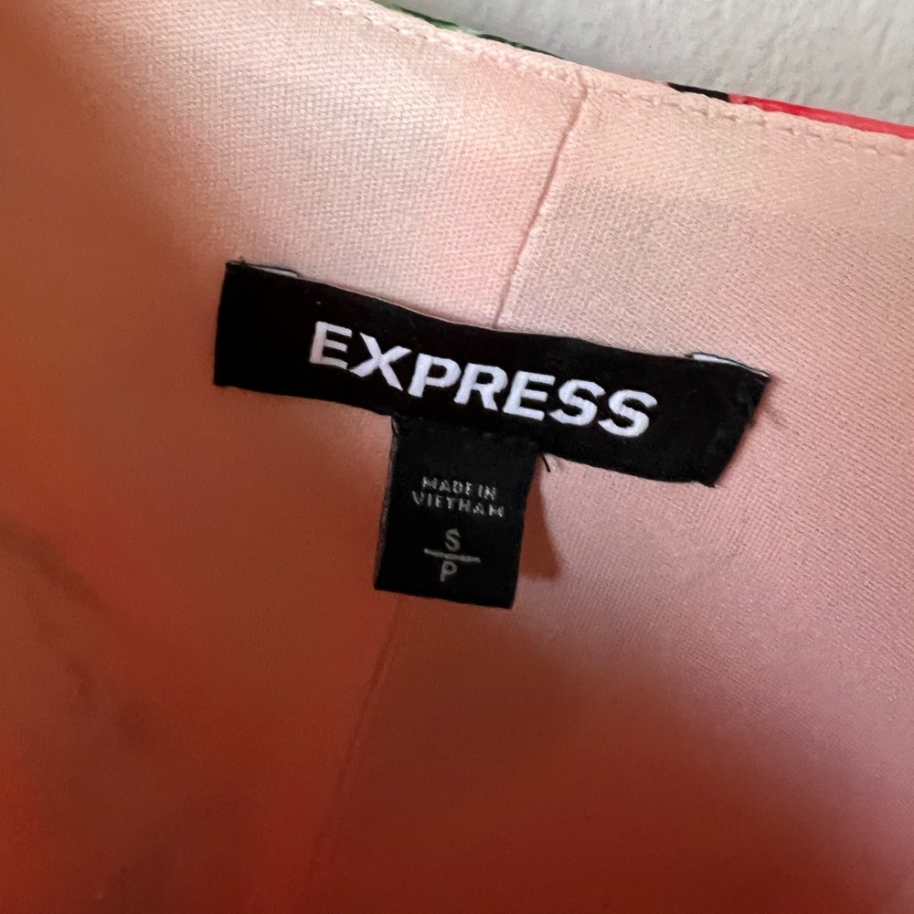 Express Floral V-Neck Dress - Pink and Green - Picture 5 of 7